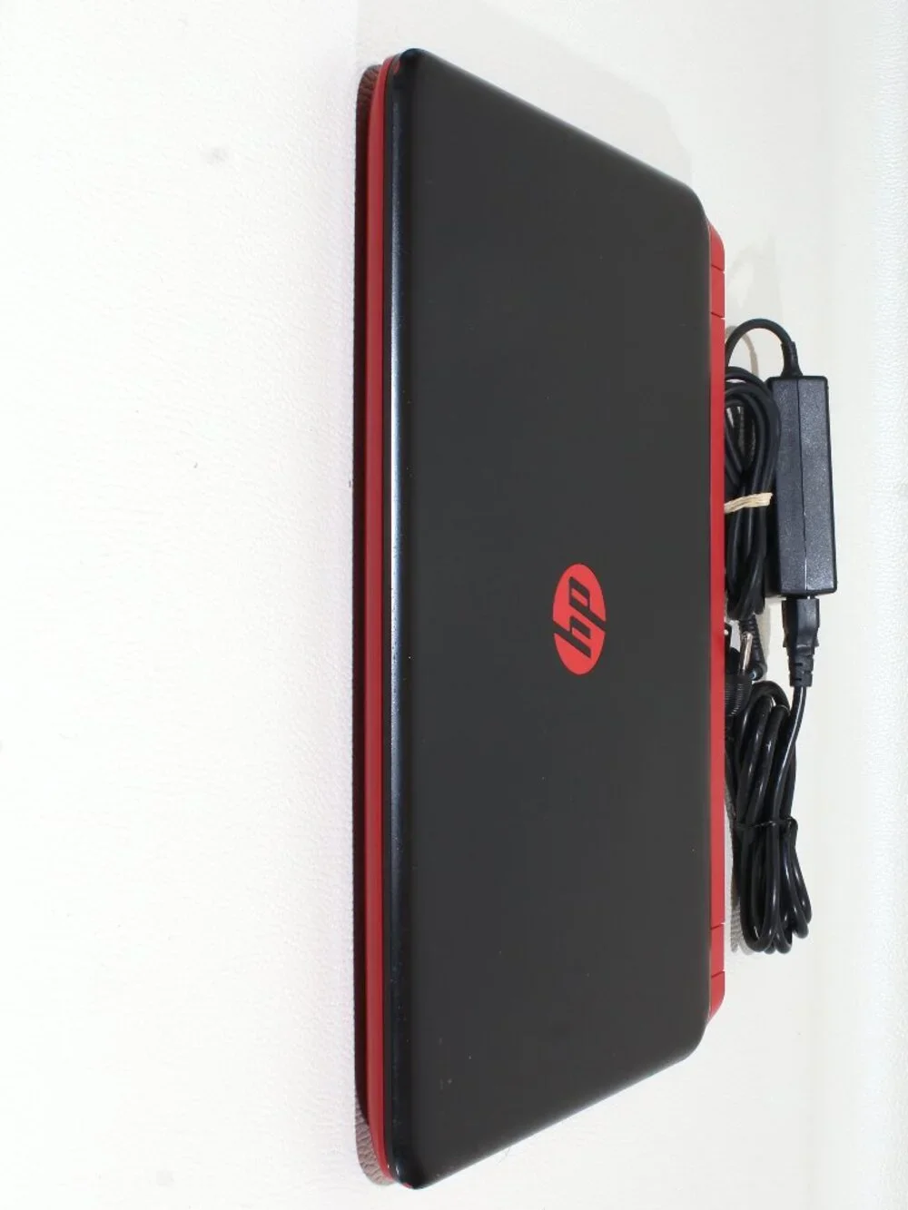 HP Beats Touchscreen Laptop AMD A8 8GB RAM 1TB HDD DVD Backlit Win10 Tested PC